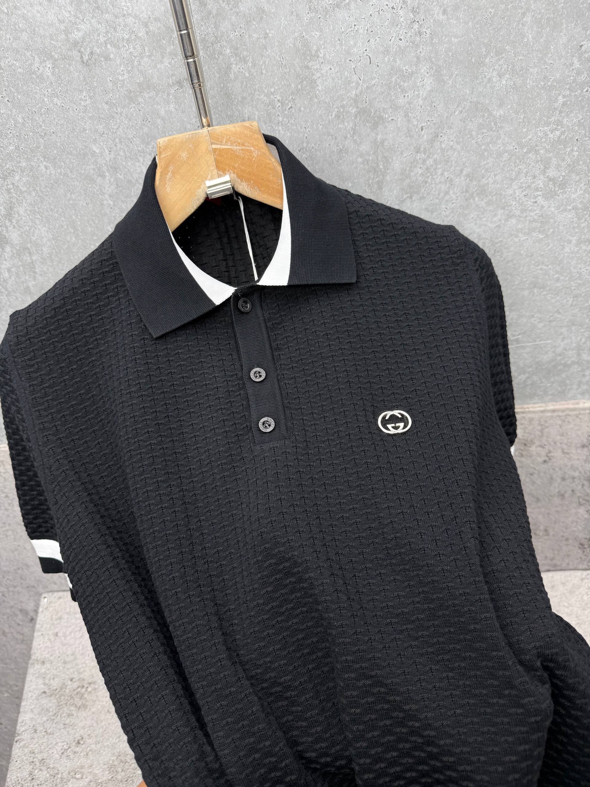 T-shirt Gucci - No290102