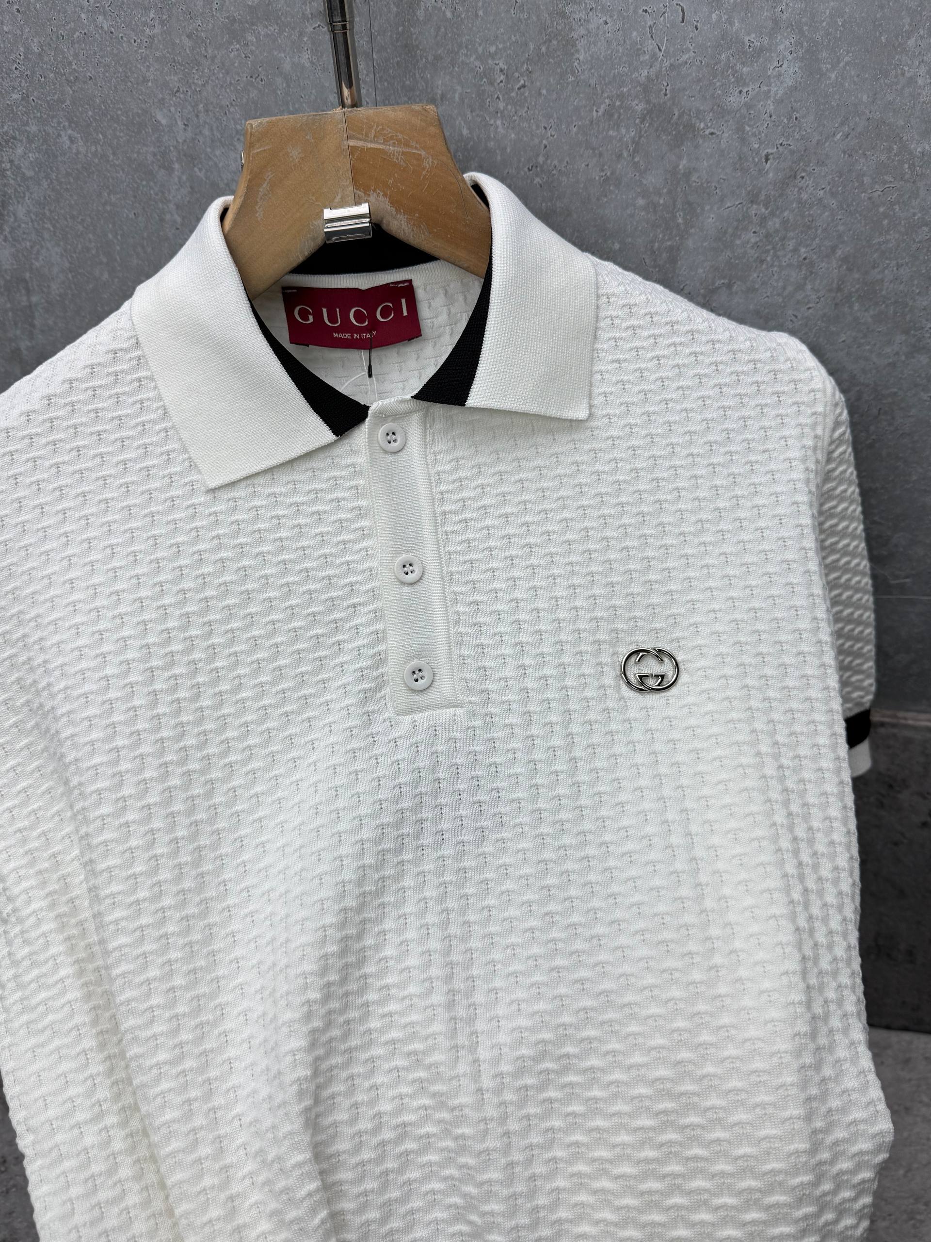 T-shirt Gucci - No290101
