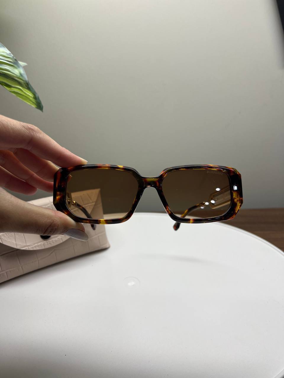 Burberry - BB033