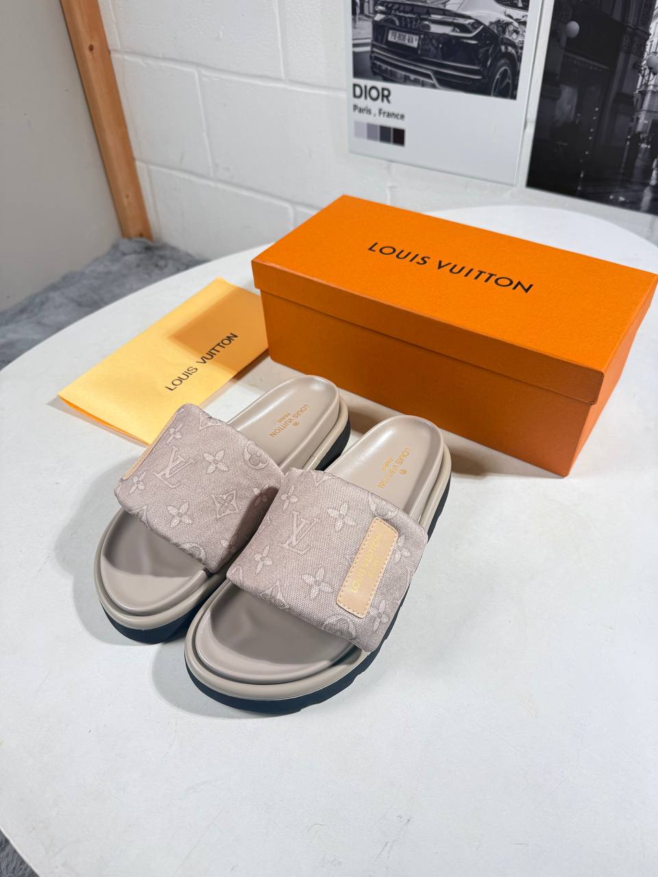 Παντόφλες Louis Vuitton - No28682