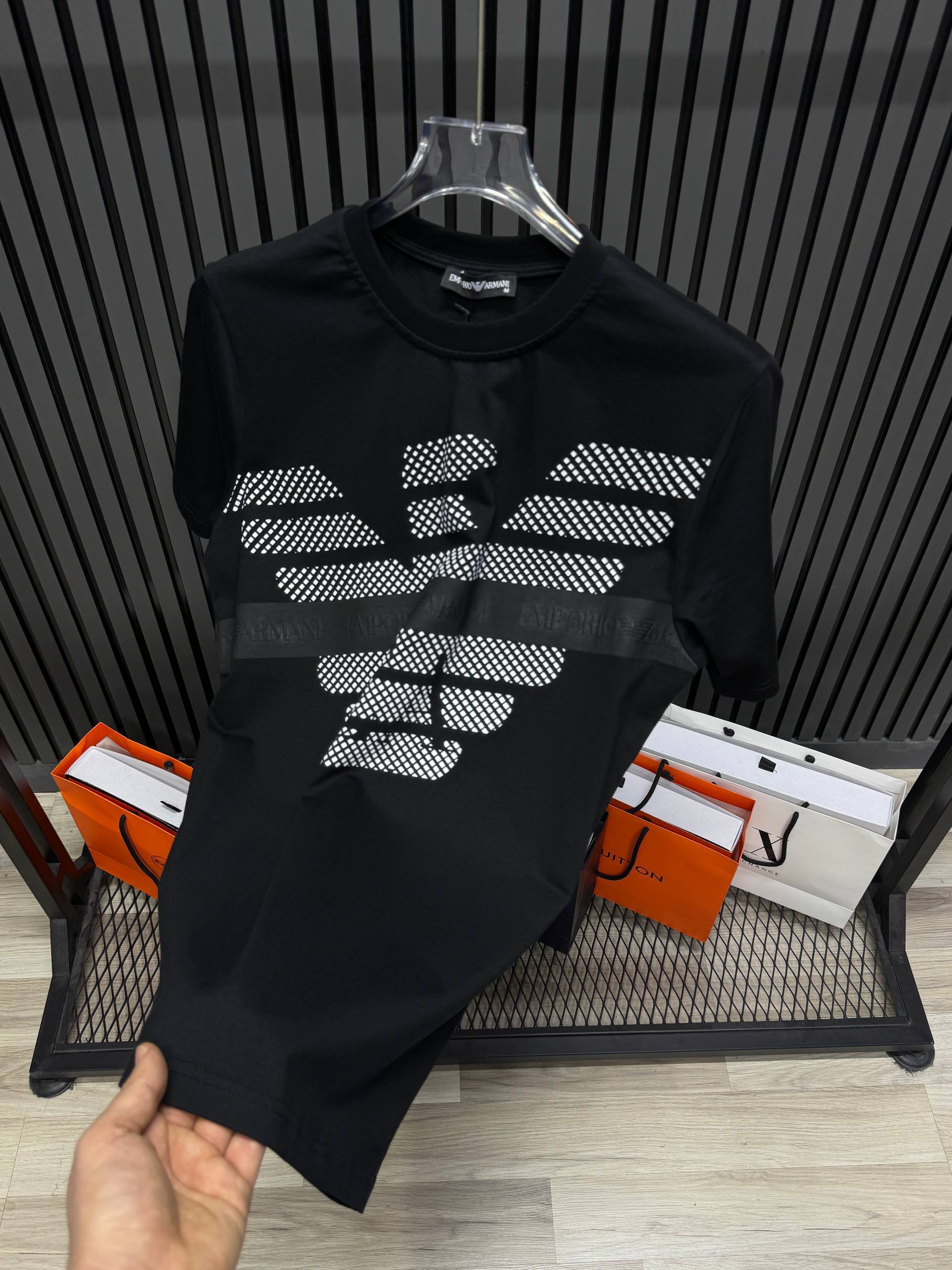 T-shirt Emporio Armani - No29004