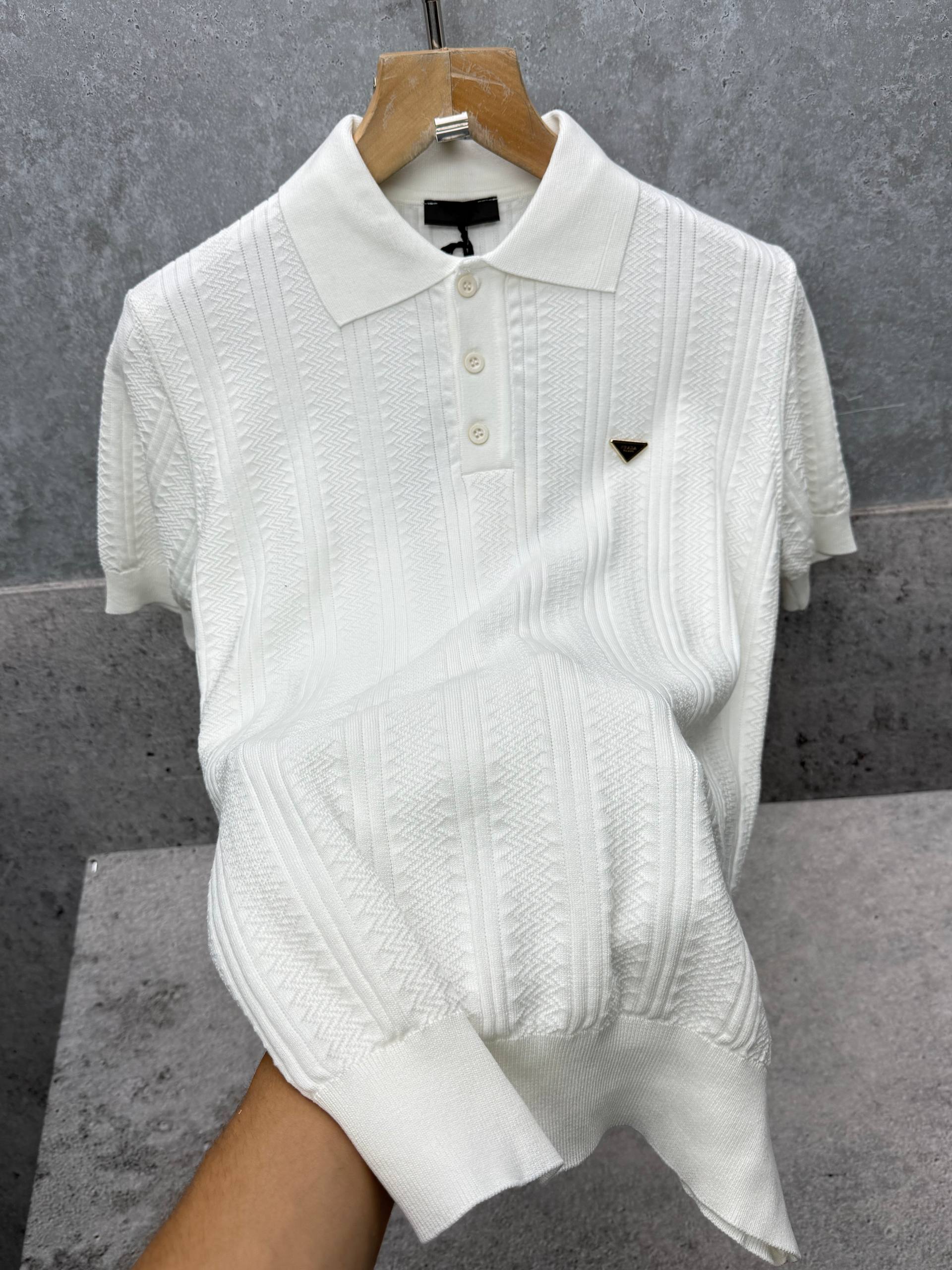 T-shirt Emporio Armani - No290106