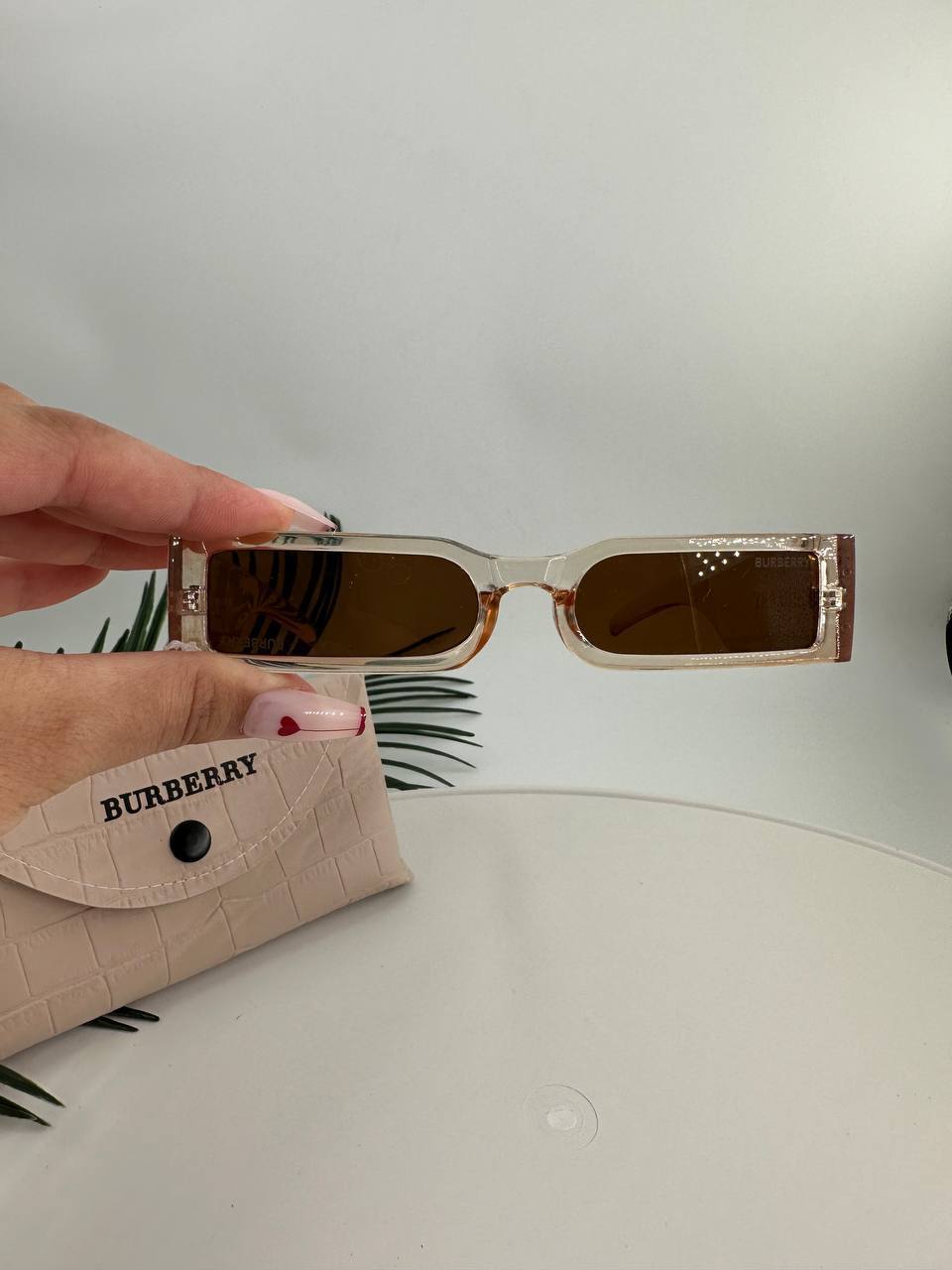 Burberry - BB021
