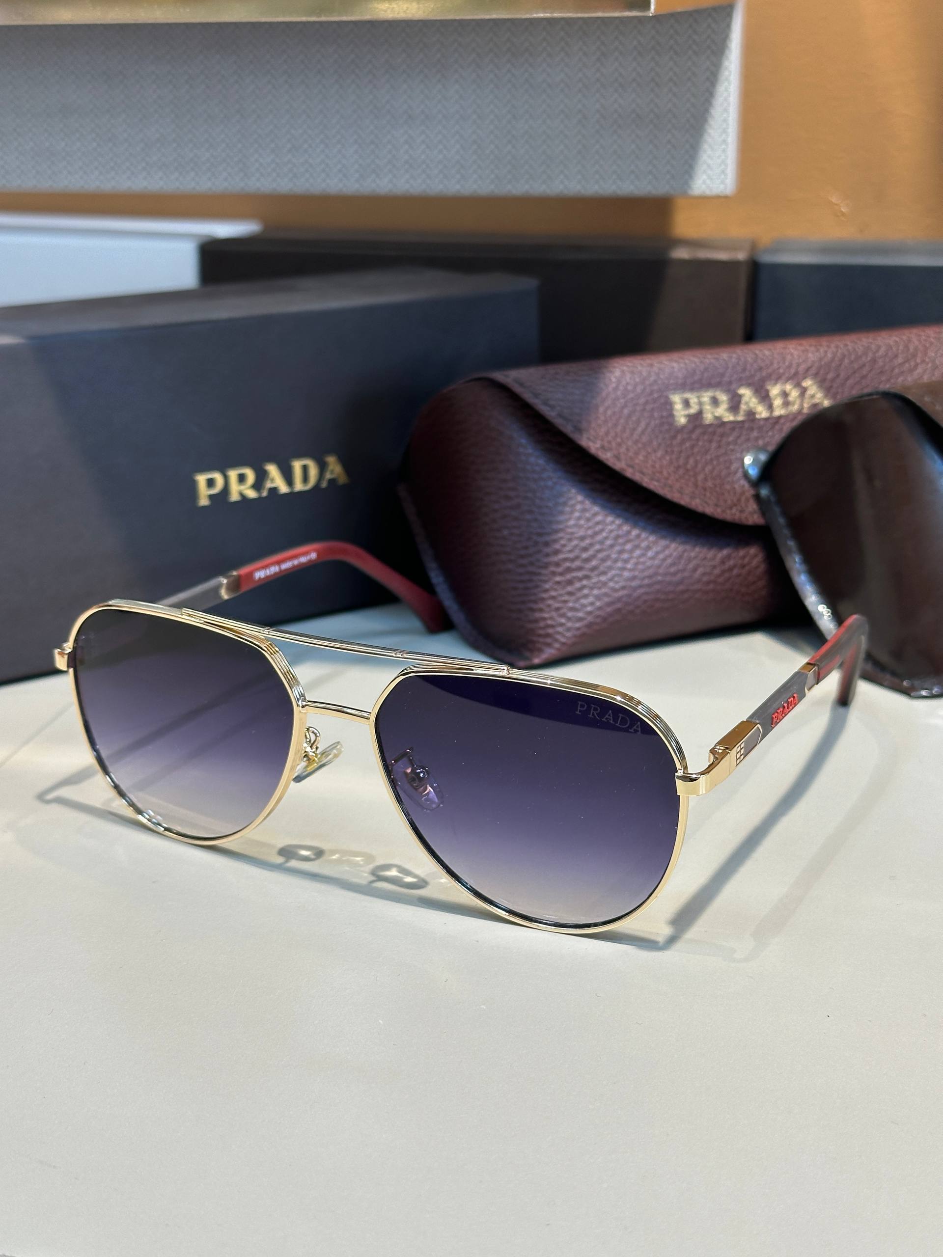 Prada - PD128