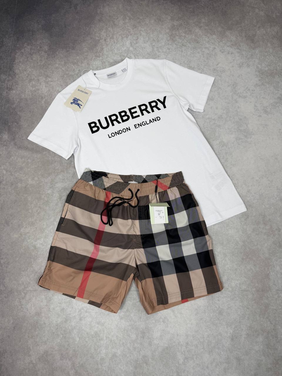 Set T-shirt & Μαγιό Burberry - No290280