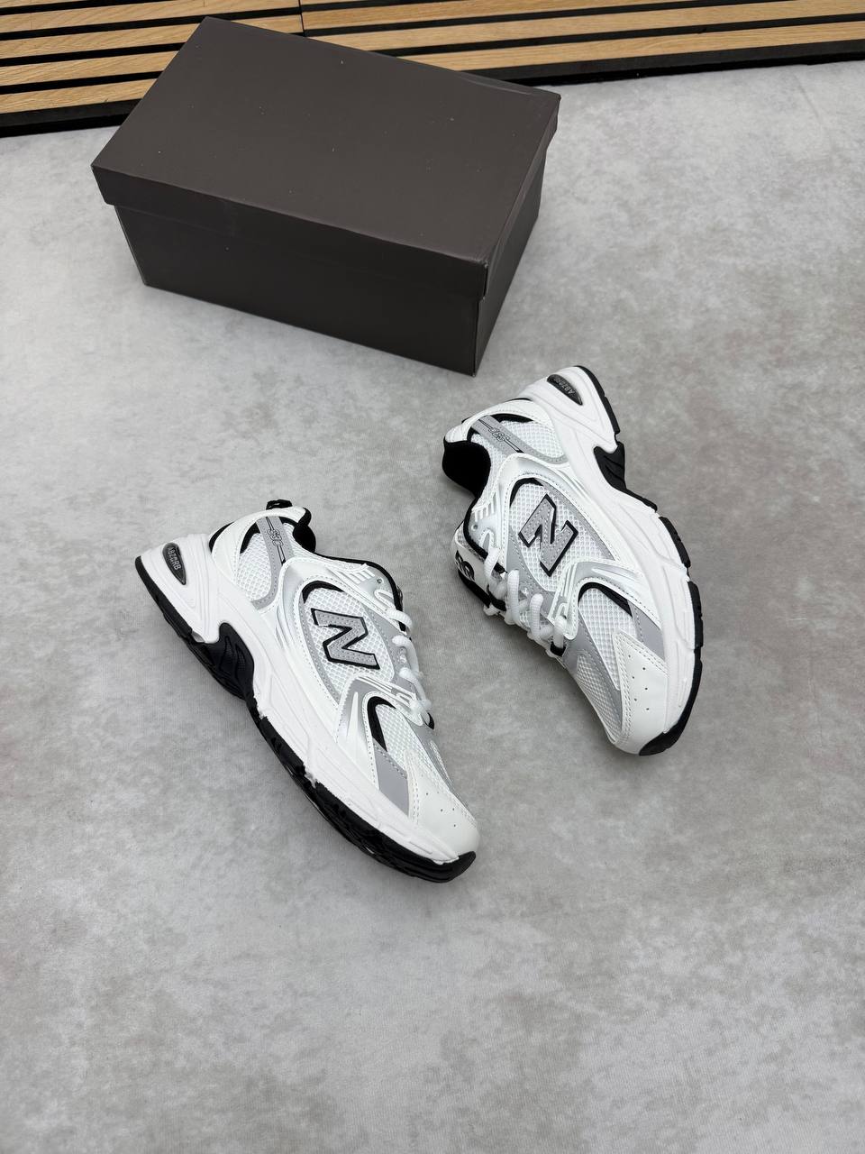 Sneaker New Balance - No300970