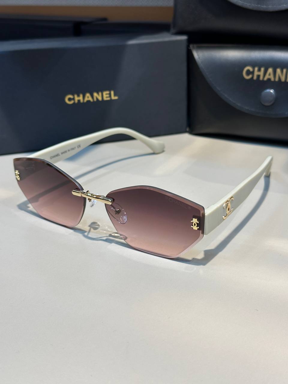 Tomford- TF052