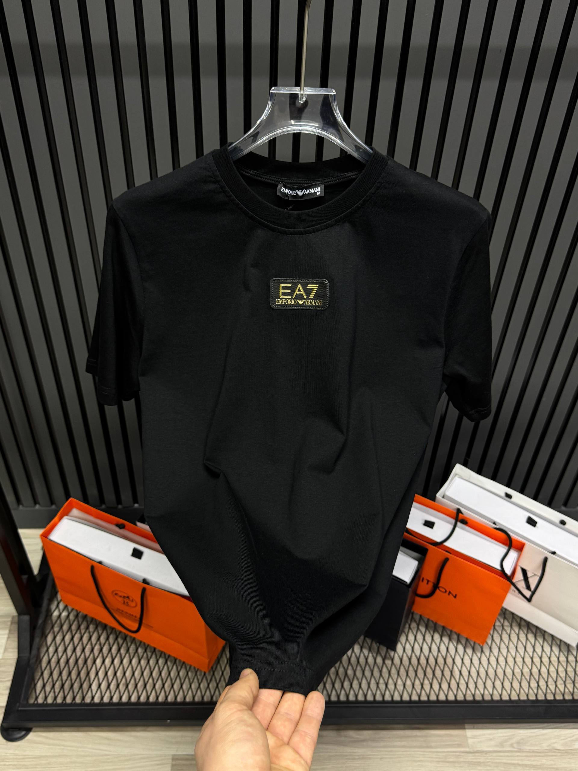 T-shirt Emporio Armani - No29007