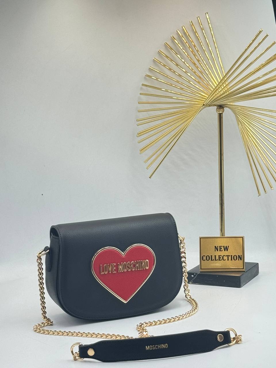 Love Moschino