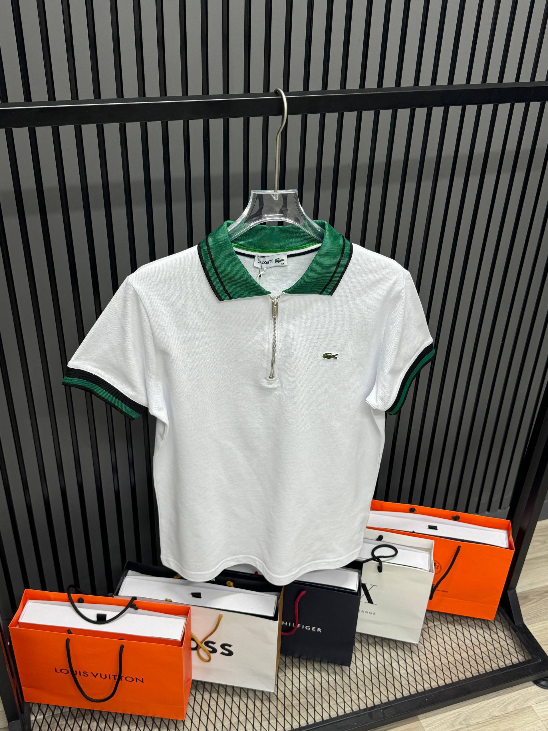 T-shirt Lacoste - No29027