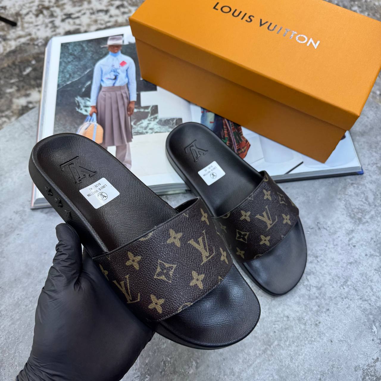Παντόφλες Louis Vuitton - No300917
