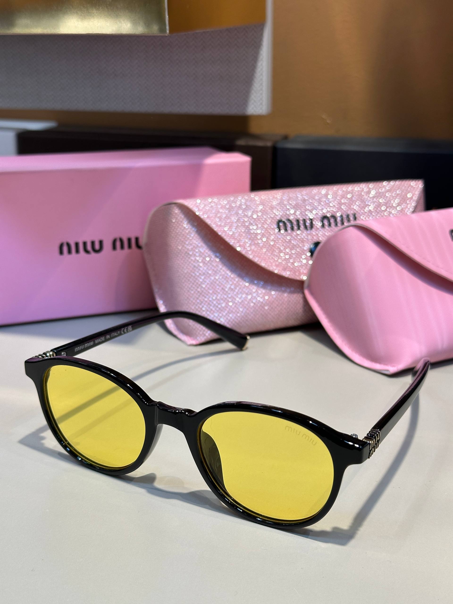 Miu Miu- MM148