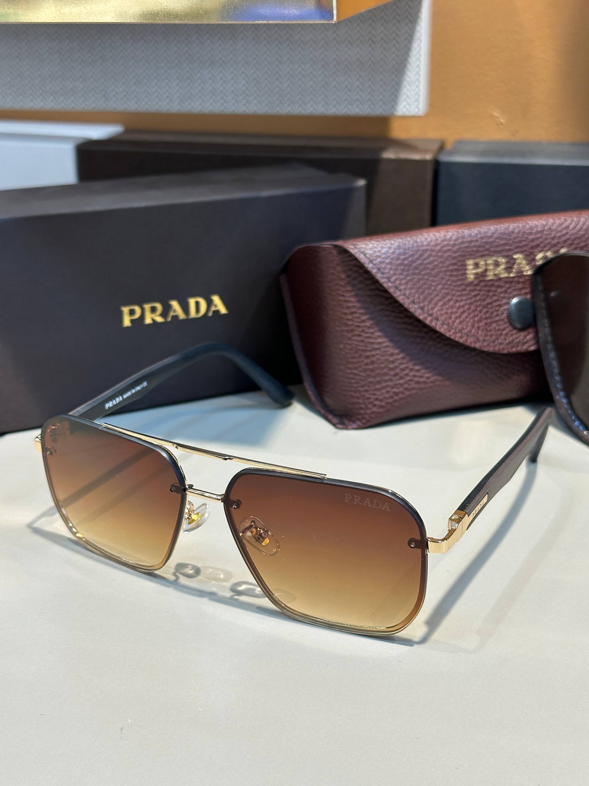 Prada - PD143