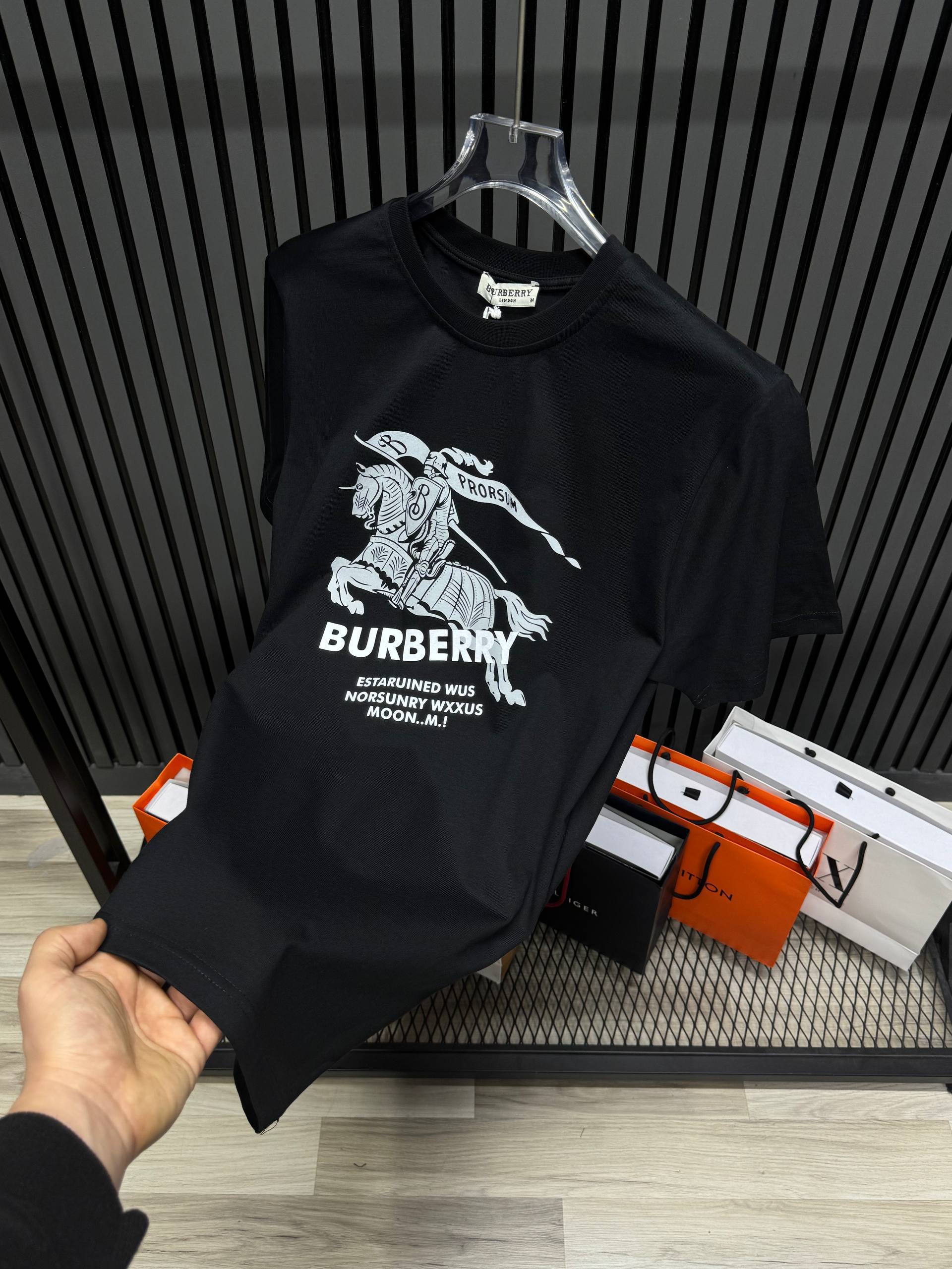 T-shirt Burberry - No29012