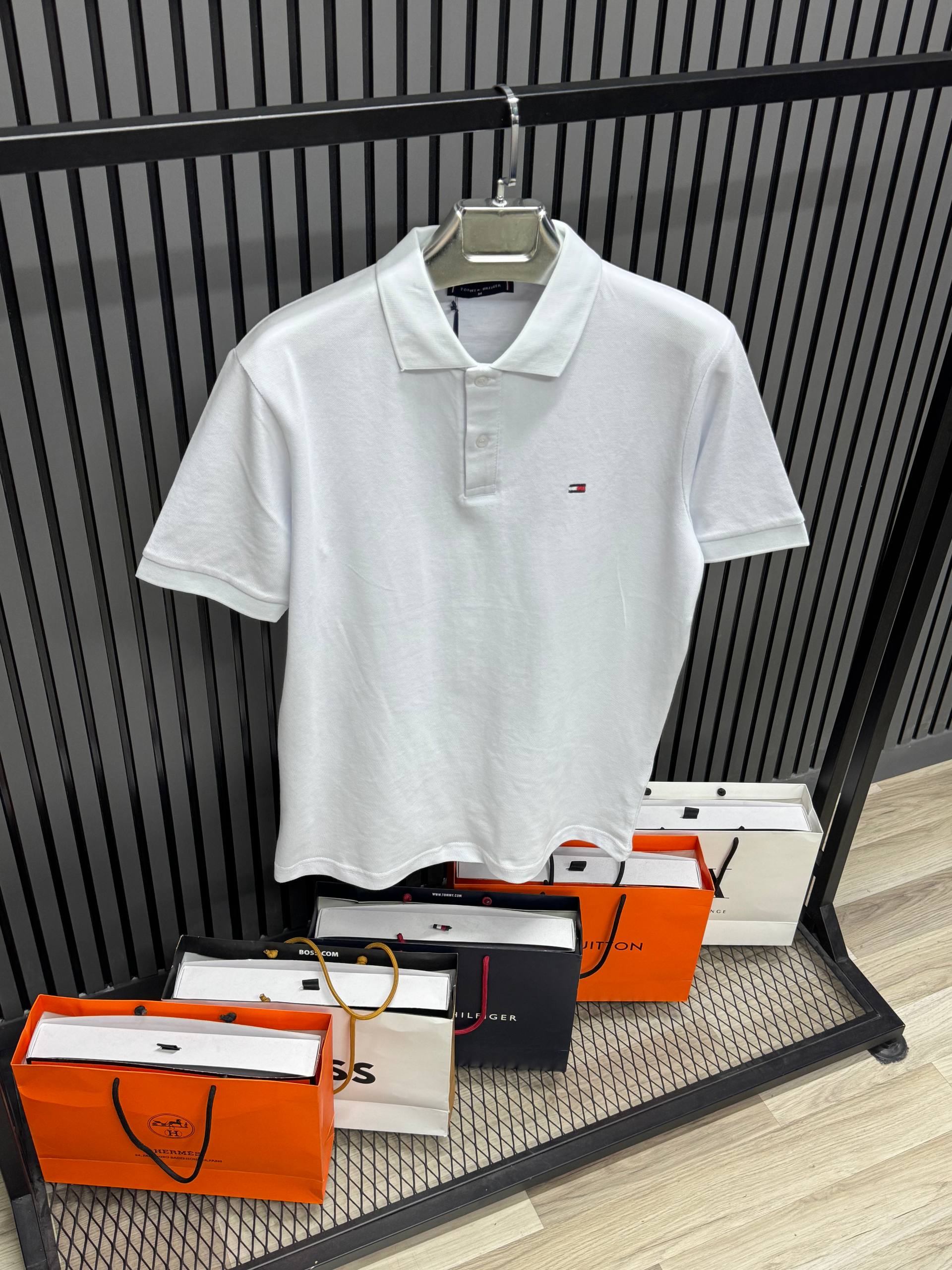 T-shirt Tommy Hilfiger - No290370