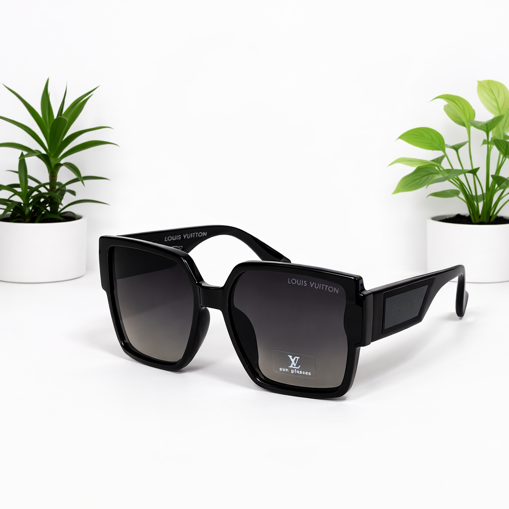 Louis Vuitton - LV08